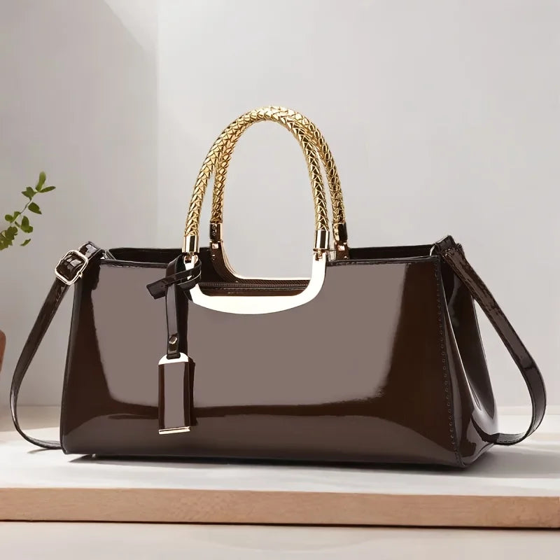 Bolso de mujer BB Bellezachic con acabado brillante, bolso elegante de mano con detalles llamativos y acabado reluciente.
