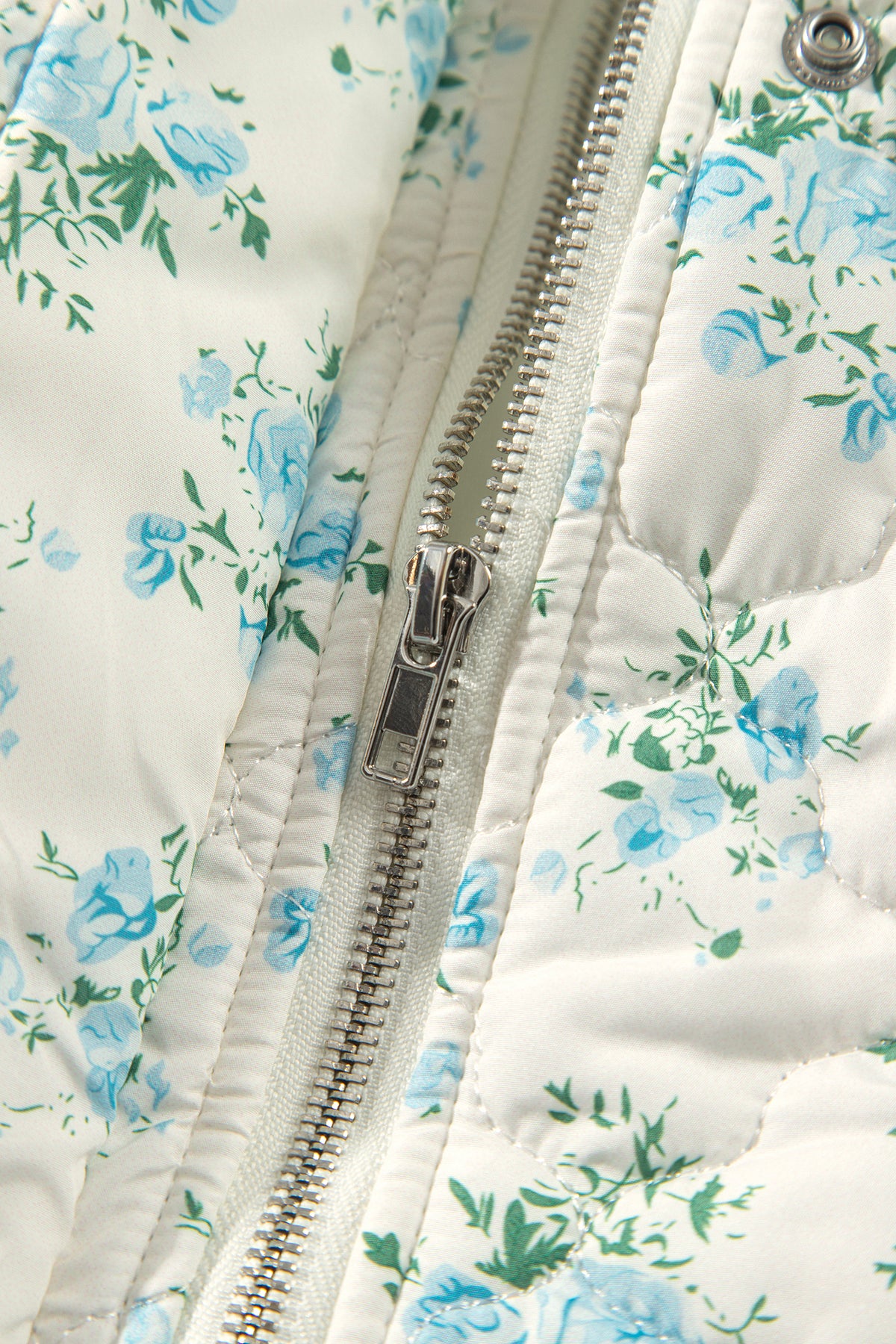 Chaqueta acolchada floral
