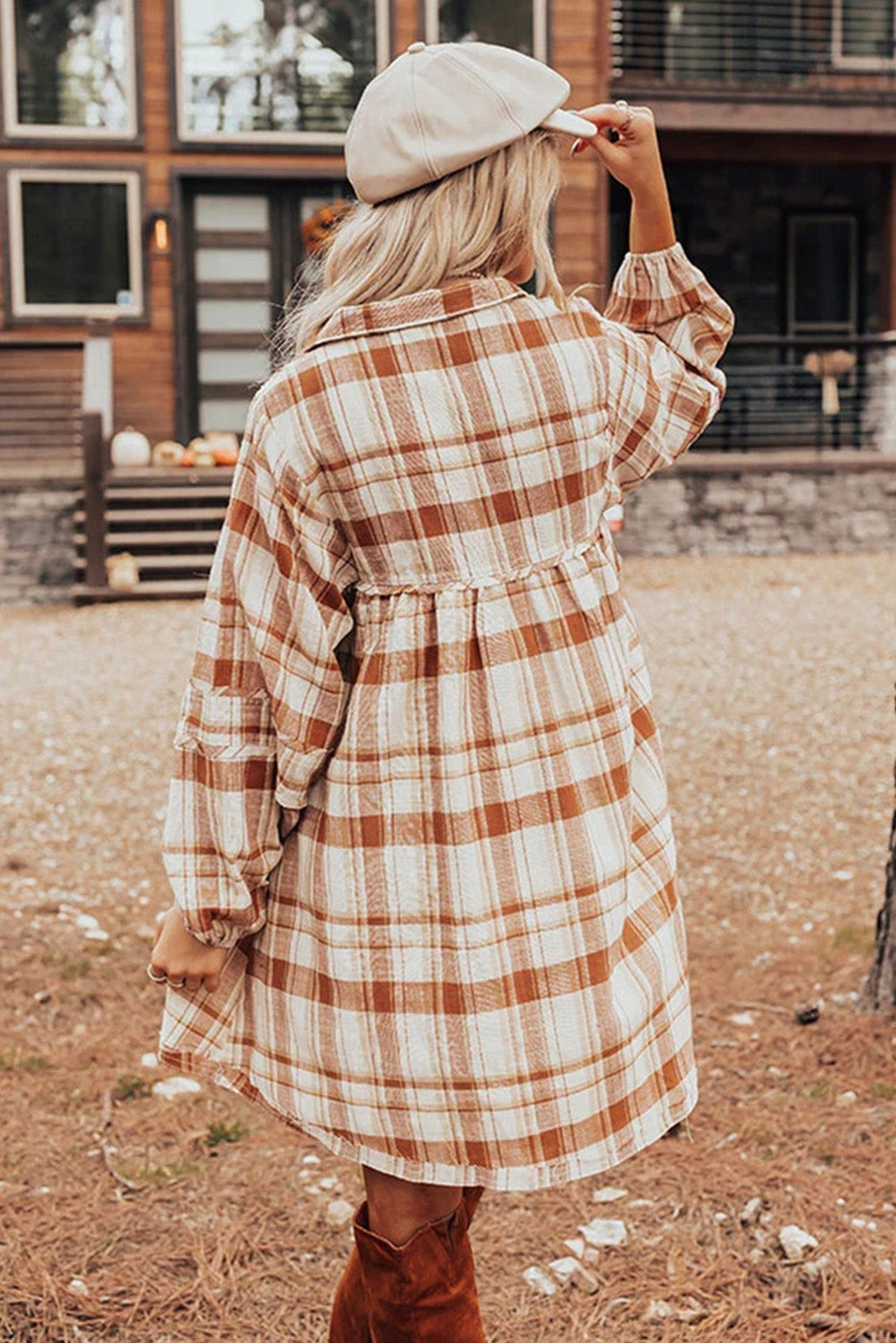 Vestido corto de cuadros marrón con bolsillos