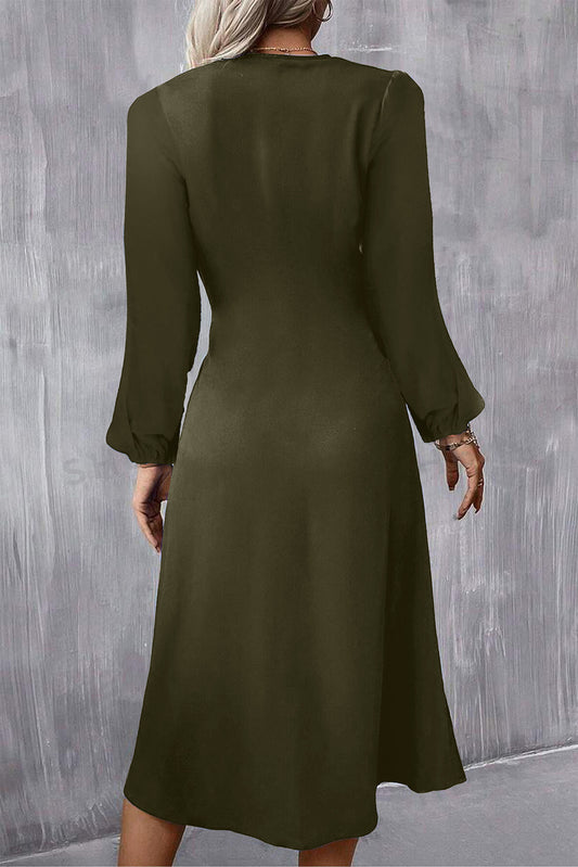 Vestido verde fruncido