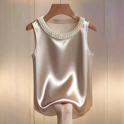 Top Perla Satin – Blusa Elegante con Diseño de Perlas