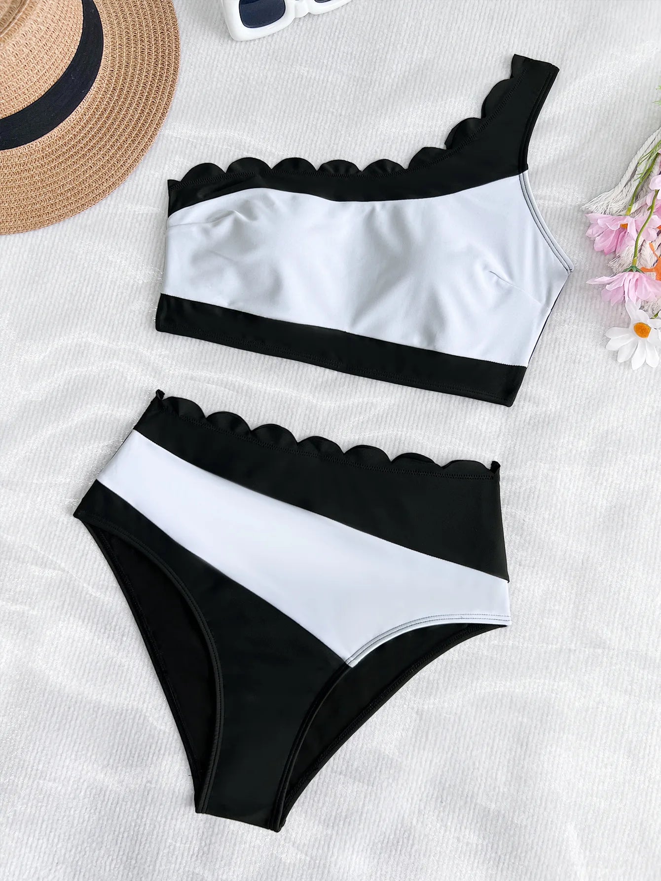 Bikini Noir